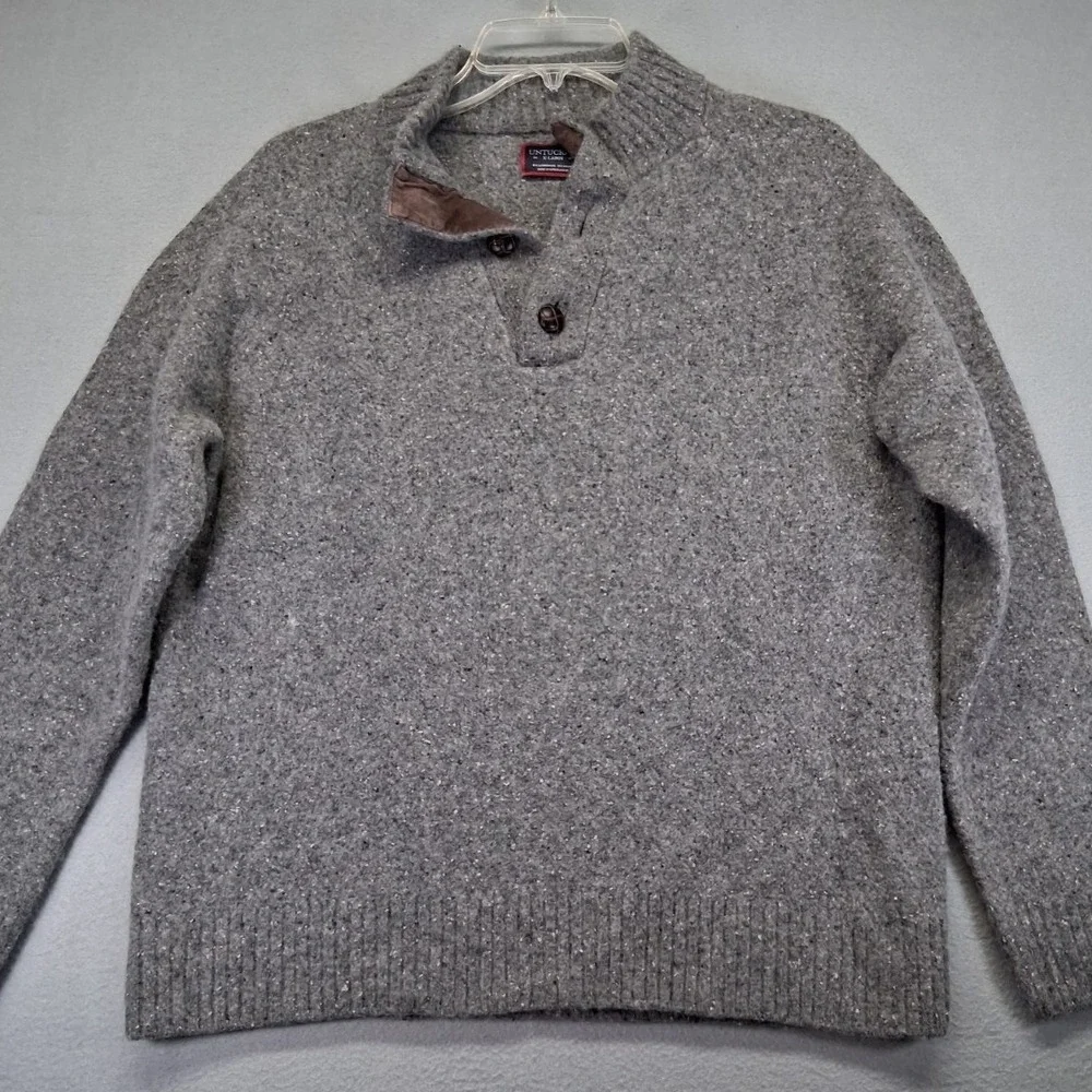 UNTUCKit men 80%